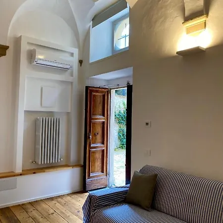 Il Cortile In Centro * Pesaro